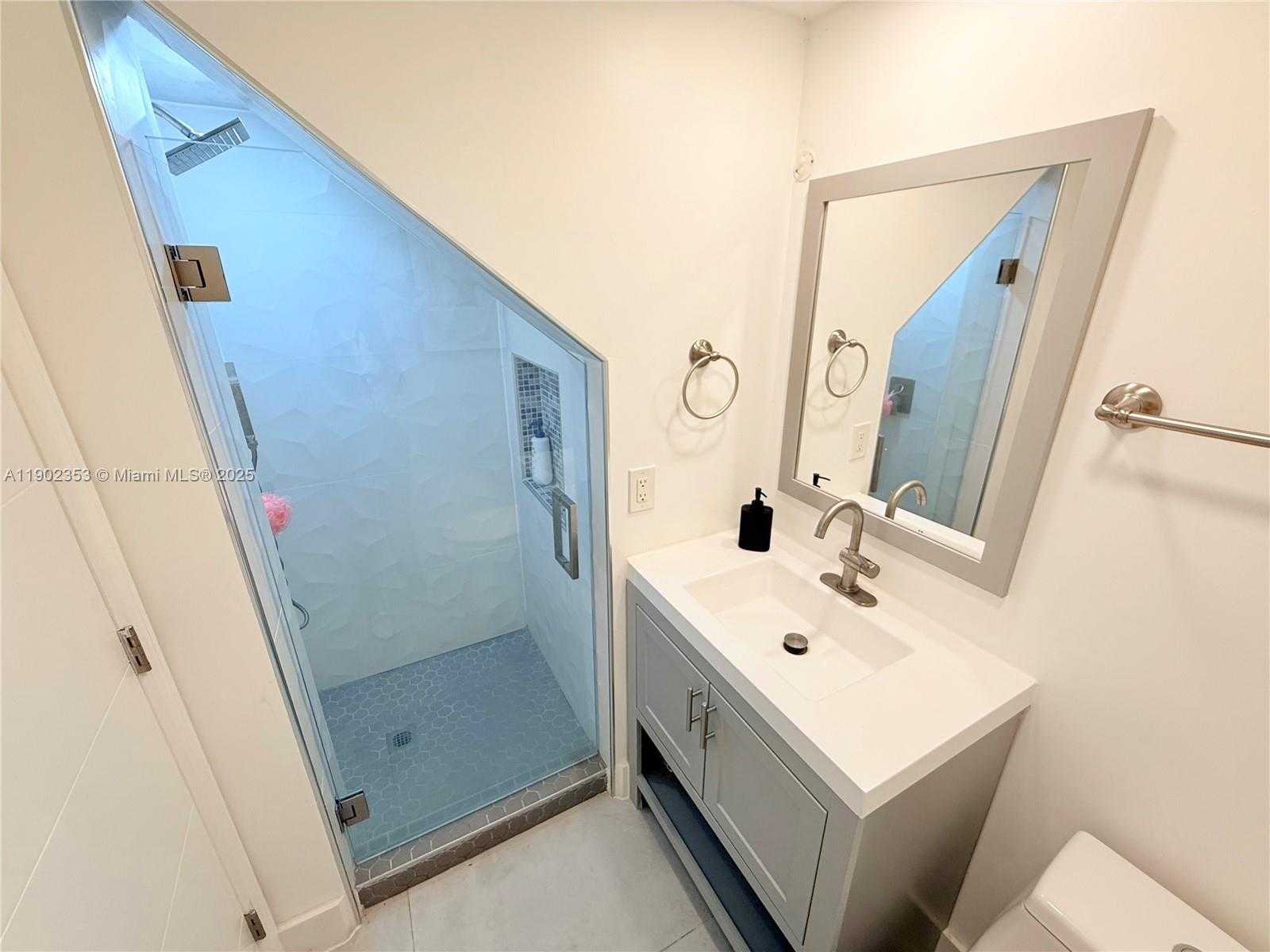 Small Image of 10626 NORTH WEST 7TH ST #10626, Pembroke Pines Number 39