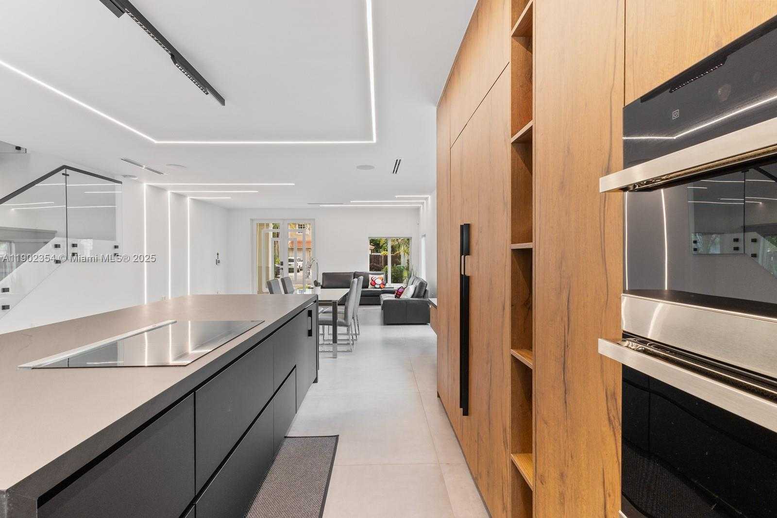 Small Image of 6358 NORTH WEST 113TH PL #., Doral Number 13