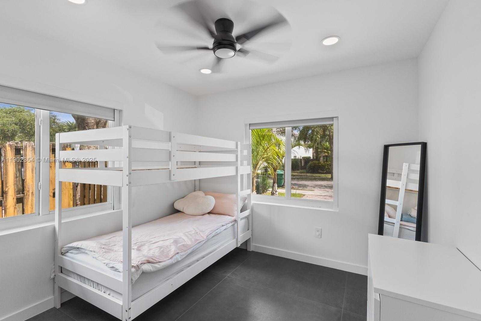 Small Image of 6358 NORTH WEST 113TH PL #., Doral Number 20