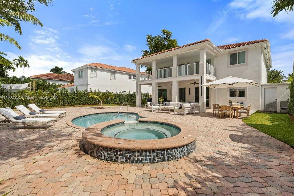 Small Image of 6358 NORTH WEST 113TH PL #., Doral Number 22