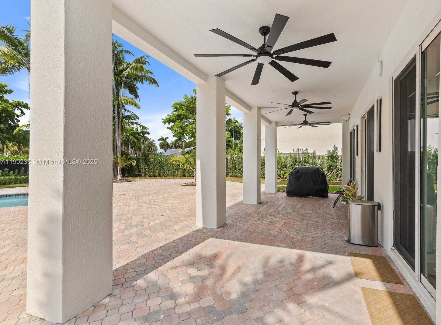 Small Image of 6358 NORTH WEST 113TH PL #., Doral Number 25