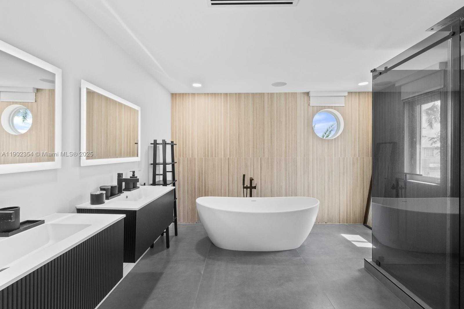 Small Image of 6358 NORTH WEST 113TH PL #., Doral Number 36