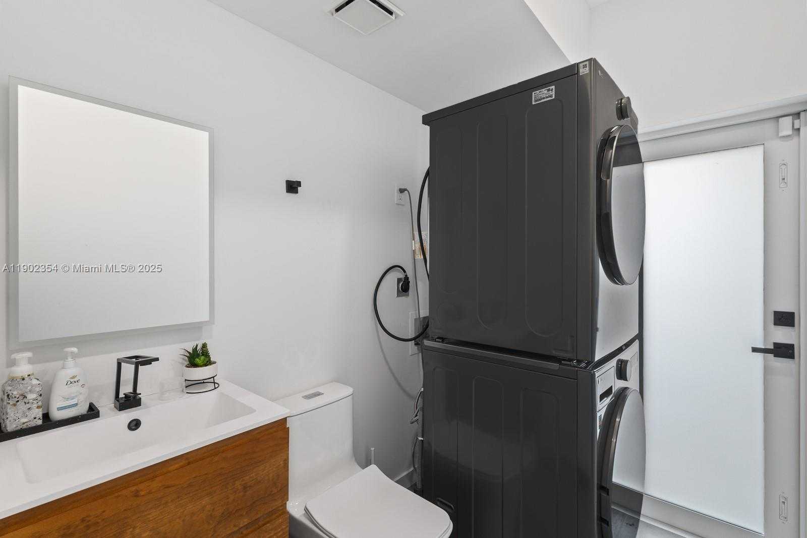 Small Image of 6358 NORTH WEST 113TH PL #., Doral Number 44