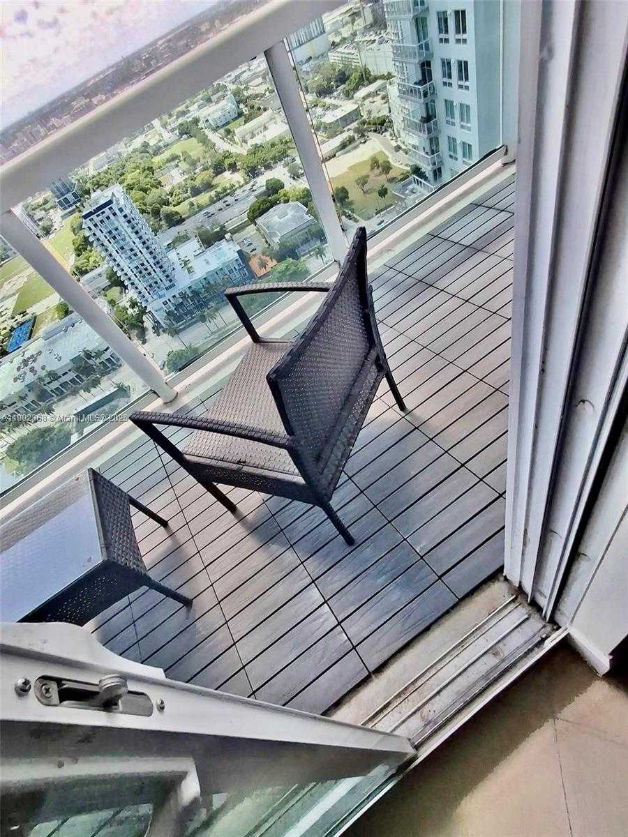 Small Image of 1800 NORTH BAYSHORE DR #3908, Miami Number 20