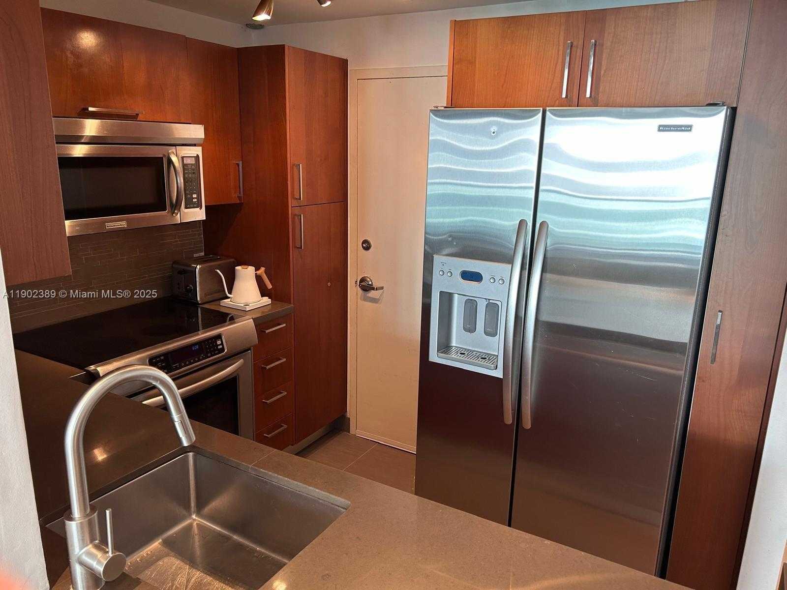 Small Image of 1000 WEST AVE #1126, Miami Beach Number 13