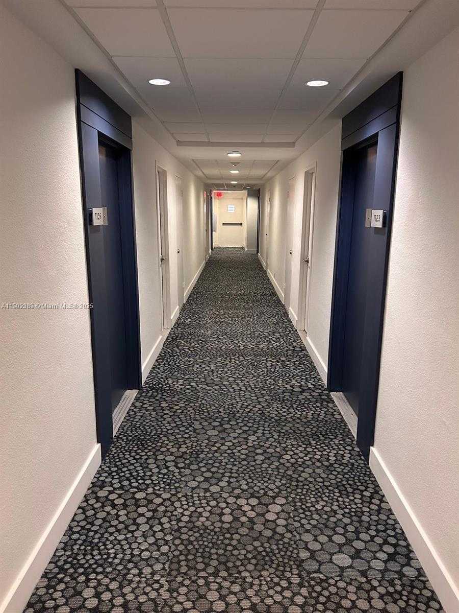 Small Image of 1000 WEST AVE #1126, Miami Beach Number 22