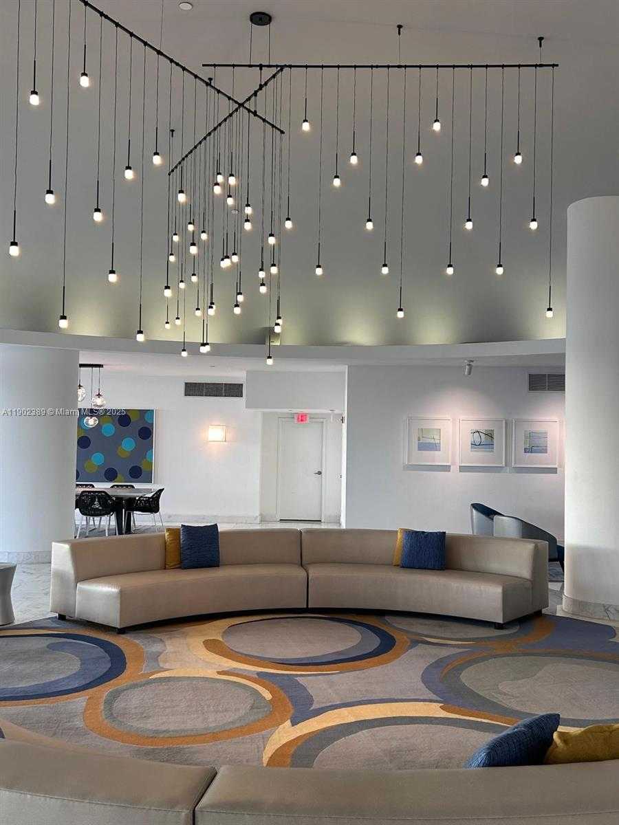 Small Image of 1000 WEST AVE #1126, Miami Beach Number 24