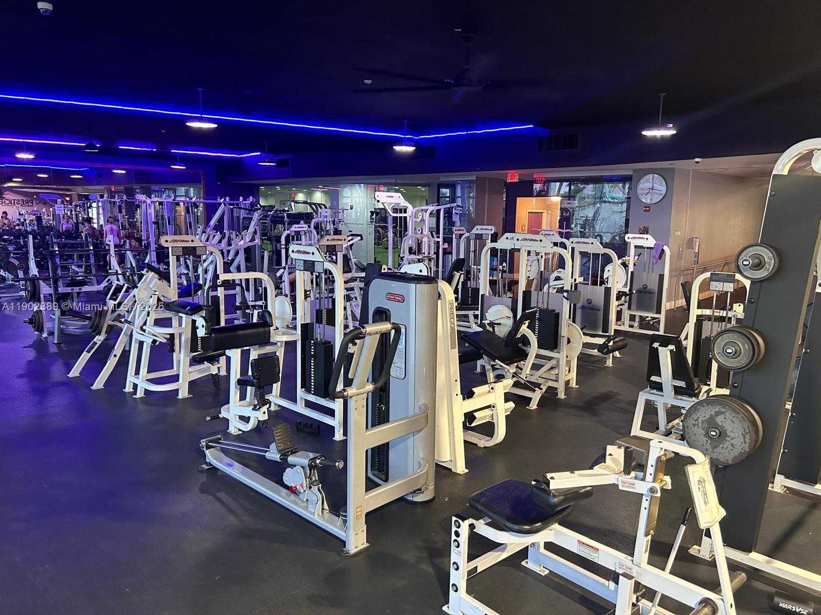 Small Image of 1000 WEST AVE #1126, Miami Beach Number 26