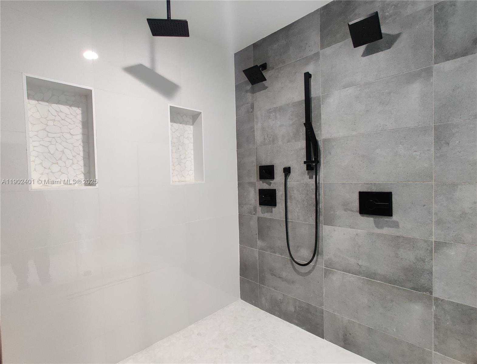 Small Image of 888 BISCAYNE BLVD #2903, Miami Number 12