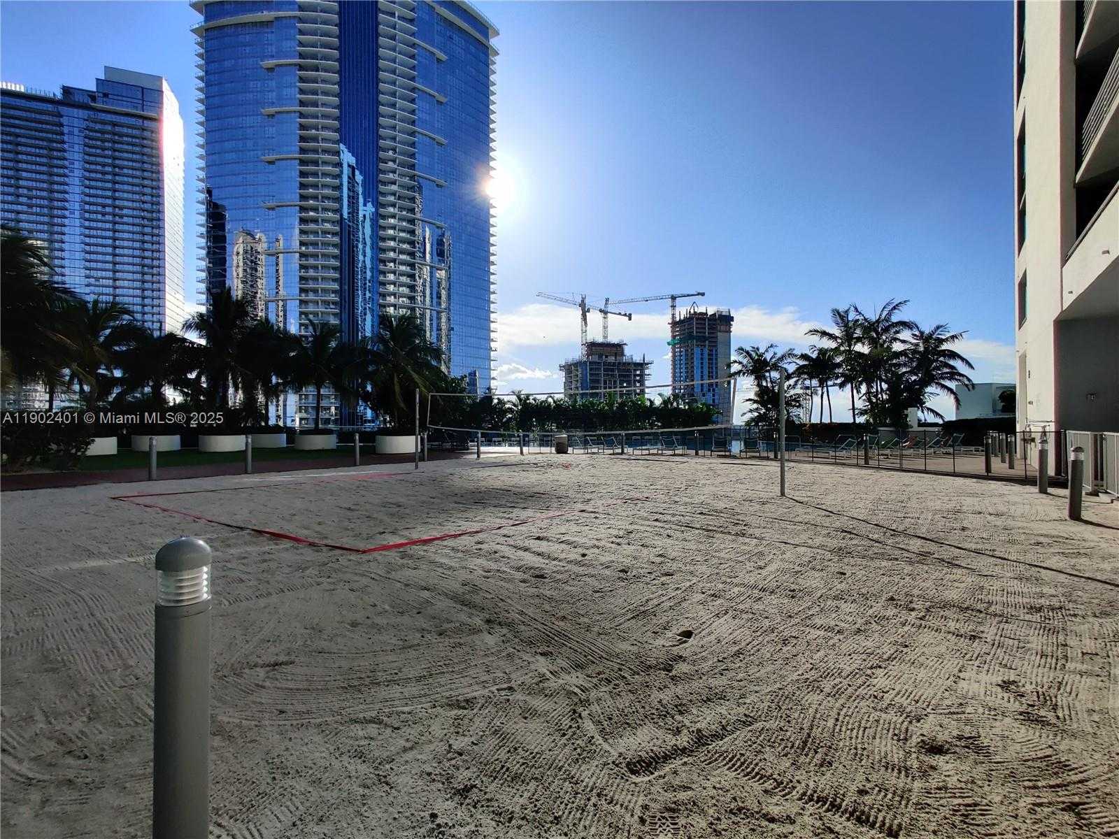 Small Image of 888 BISCAYNE BLVD #2903, Miami Number 22