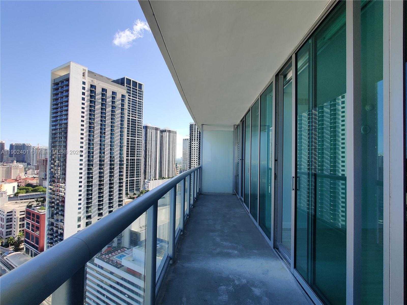 Small Image of 888 BISCAYNE BLVD #2903, Miami Number 7
