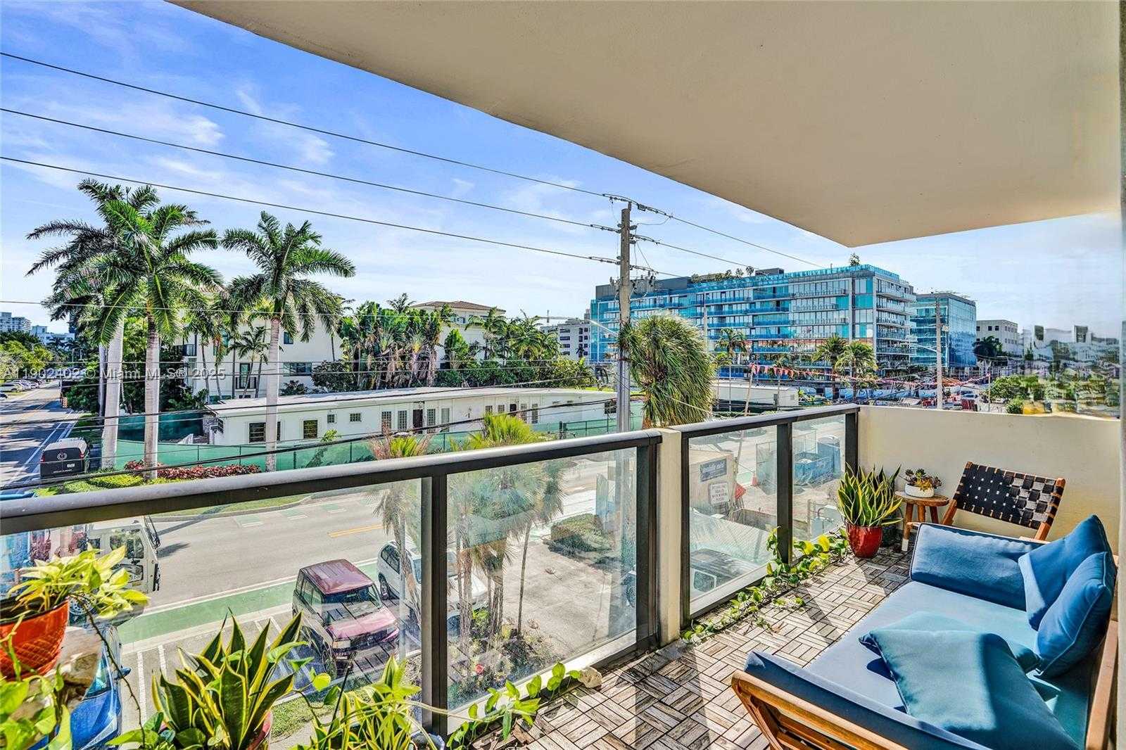 Small Image of 9800 WEST BAY HARBOR DR #309, Bay Harbor Islands Number 16