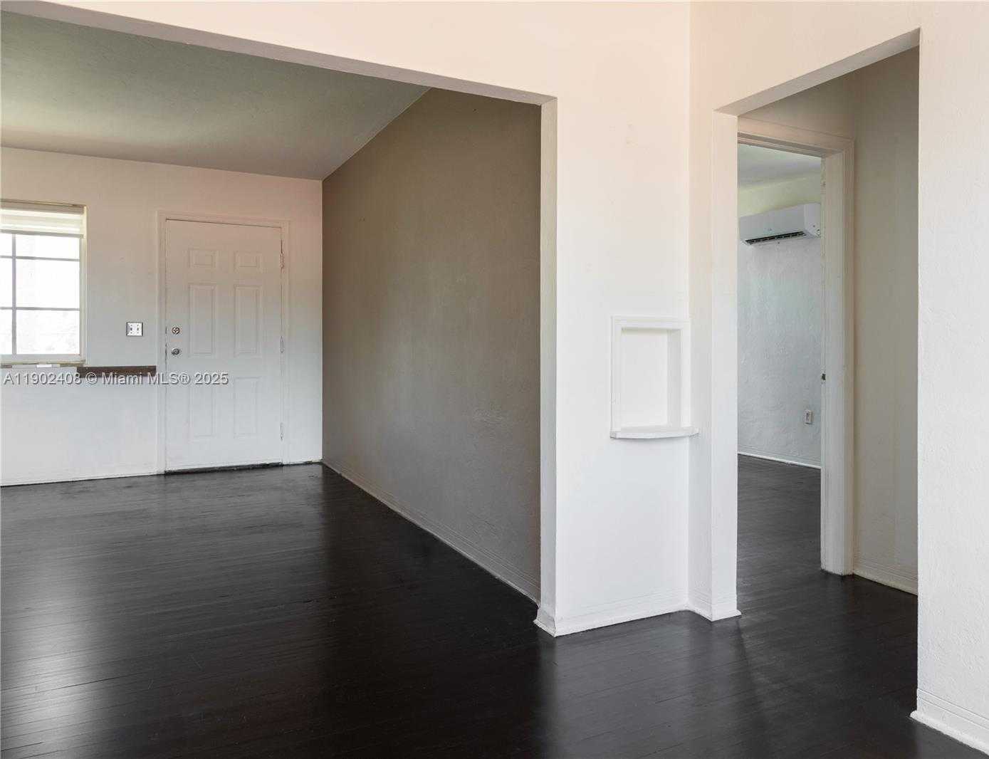 Small Image of 2200 CALAIS DR #2, Miami Beach Number 2