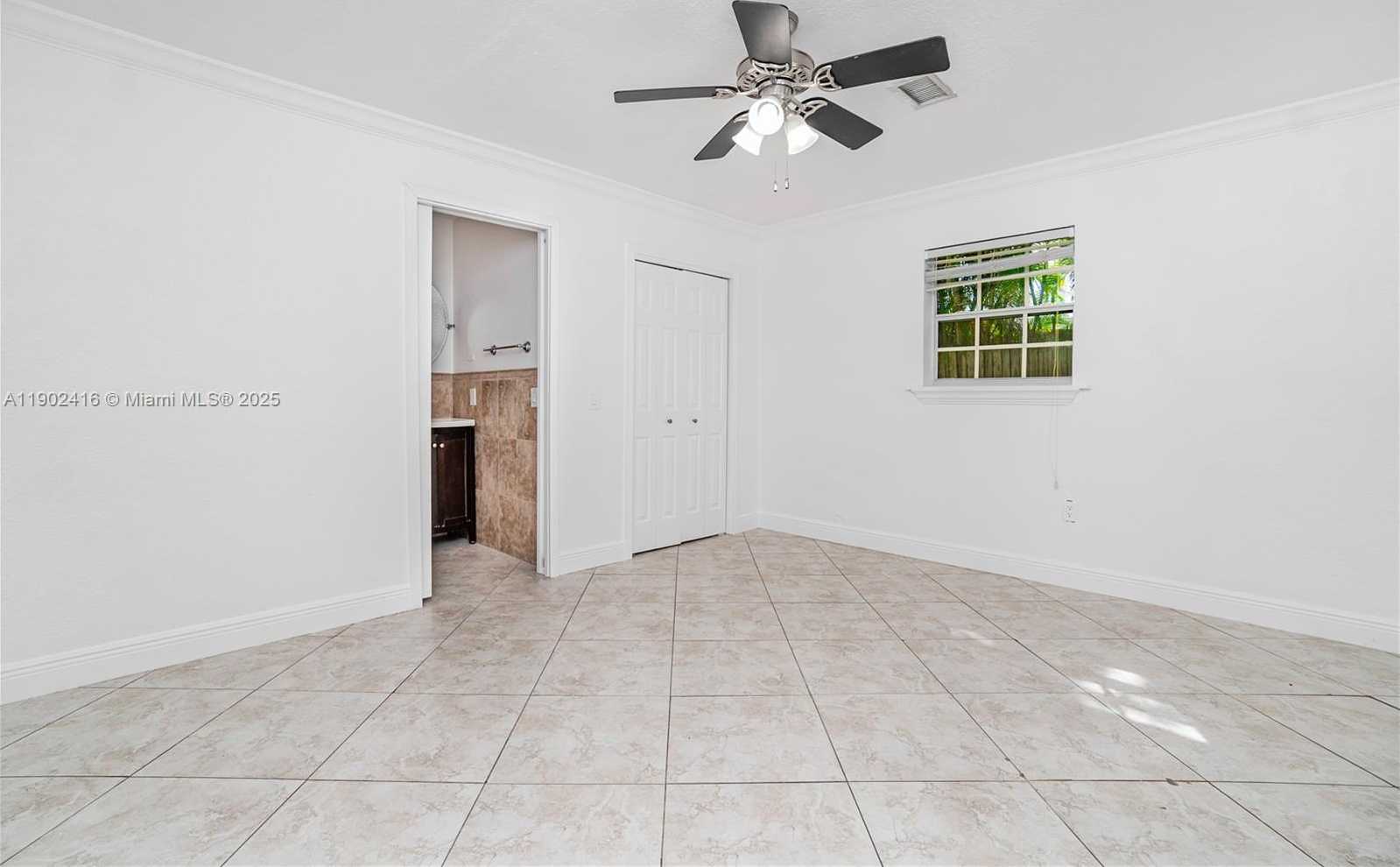 Small Image of 1000 SOUTH WEST 73RD AVE, Miami Number 4
