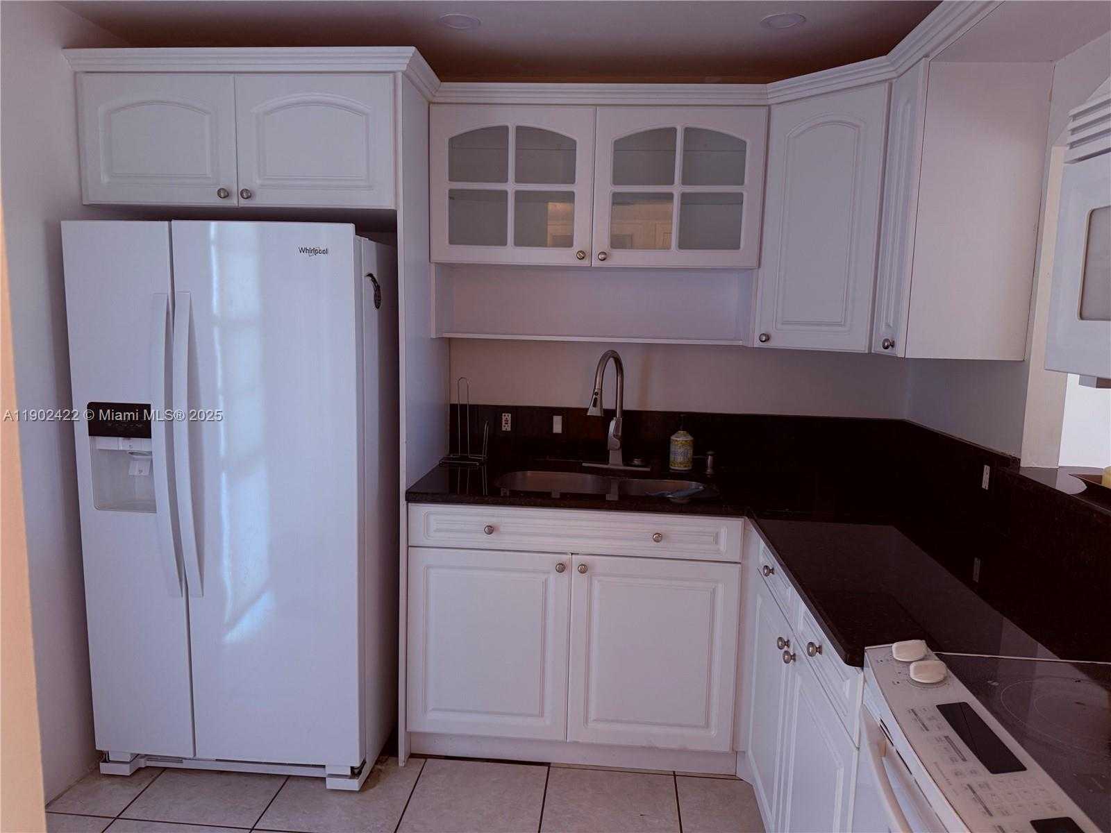 Small Image of 3475 NORTH COUNTRY CLUB DR #409, Aventura Number 17