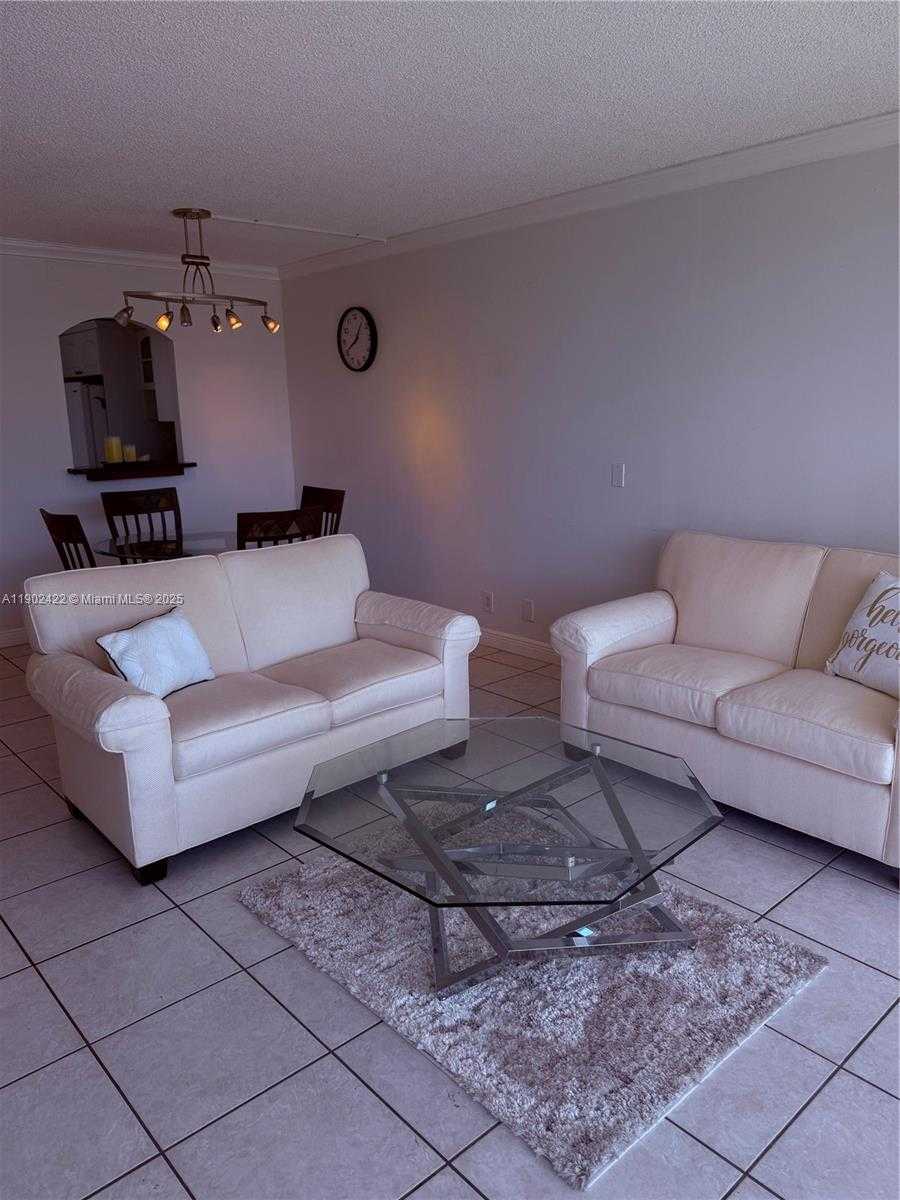 Small Image of 3475 NORTH COUNTRY CLUB DR #409, Aventura Number 3
