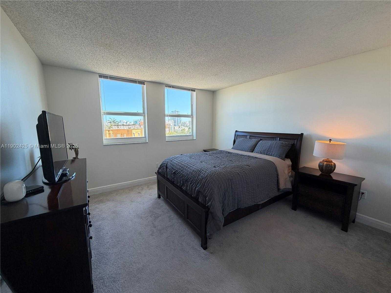 Small Image of 90 ALTON RD #605, Miami Beach Number 6