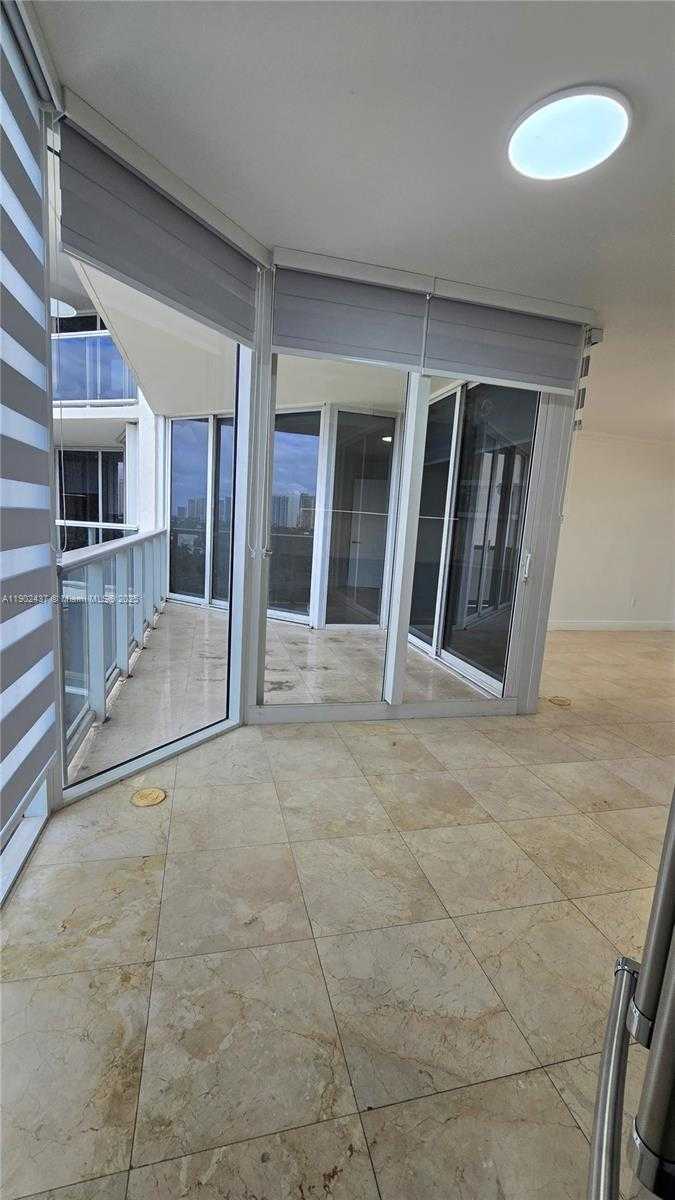 Small Image of 19333 COLLINS AVE #909, Sunny Isles Beach Number 13