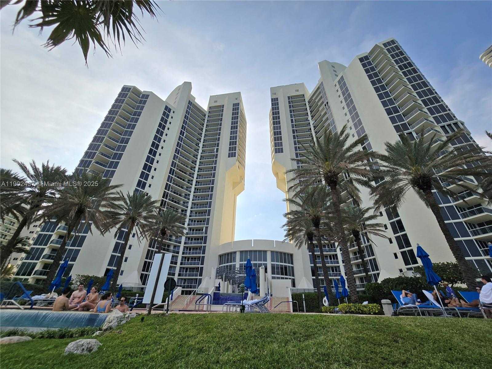 Small Image of 19333 COLLINS AVE #909, Sunny Isles Beach Number 2