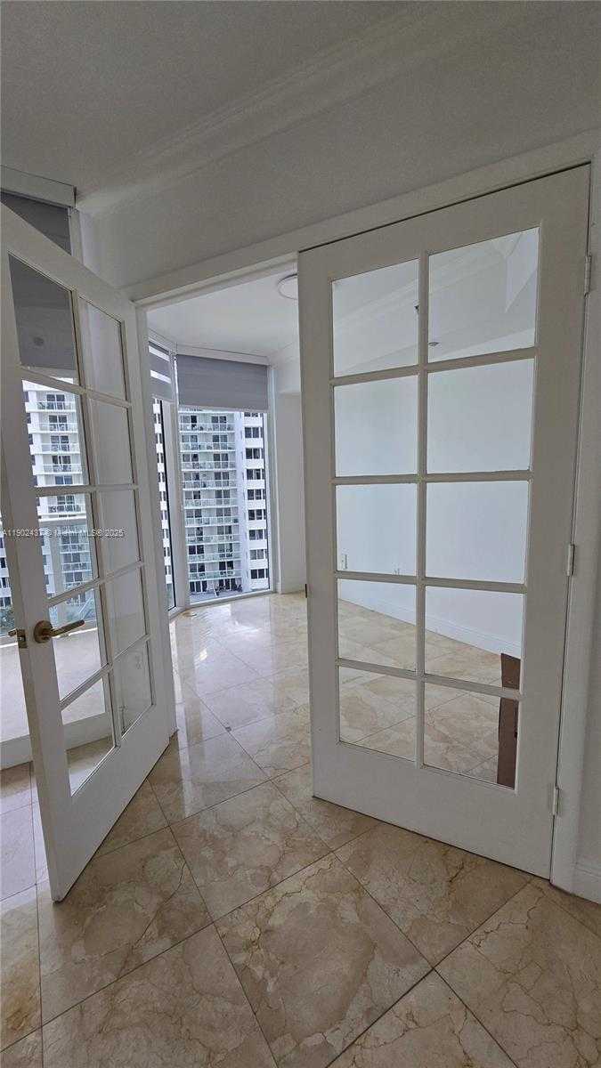 Small Image of 19333 COLLINS AVE #909, Sunny Isles Beach Number 20