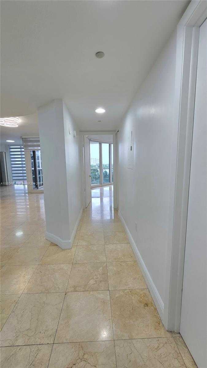 Small Image of 19333 COLLINS AVE #909, Sunny Isles Beach Number 28