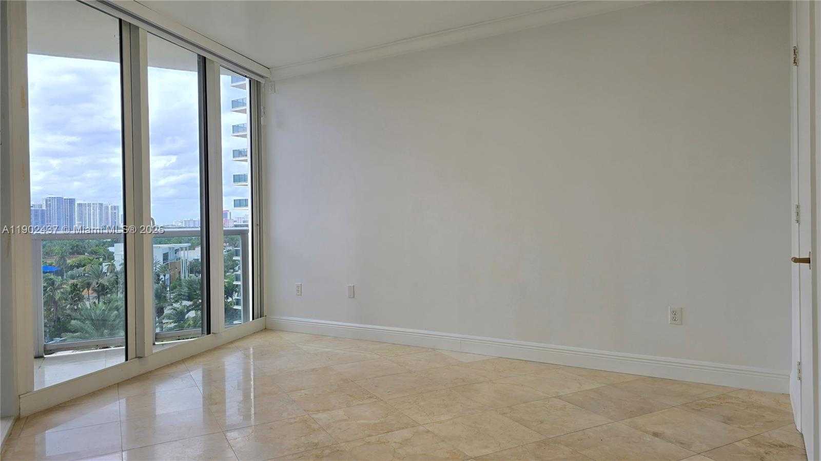 Small Image of 19333 COLLINS AVE #909, Sunny Isles Beach Number 29