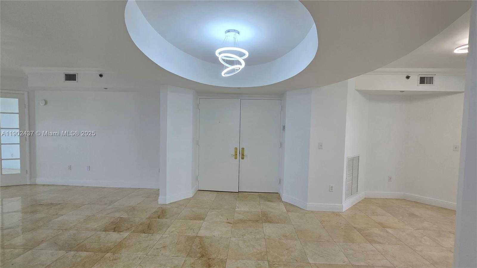 Small Image of 19333 COLLINS AVE #909, Sunny Isles Beach Number 5