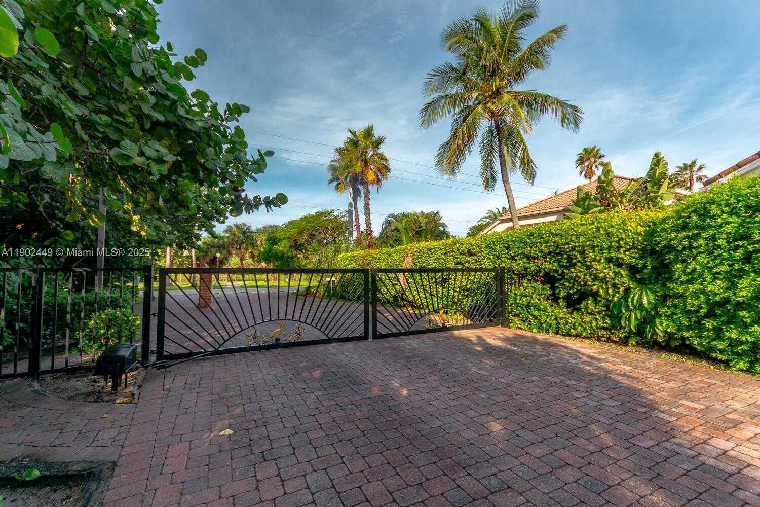 Small Image of 290 CELESTIAL WAY #2, Juno Beach Number 28