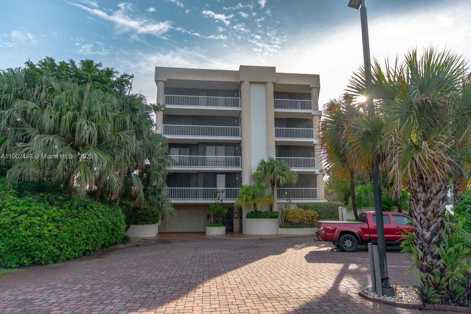 Small Image of 290 CELESTIAL WAY #2, Juno Beach Number 30