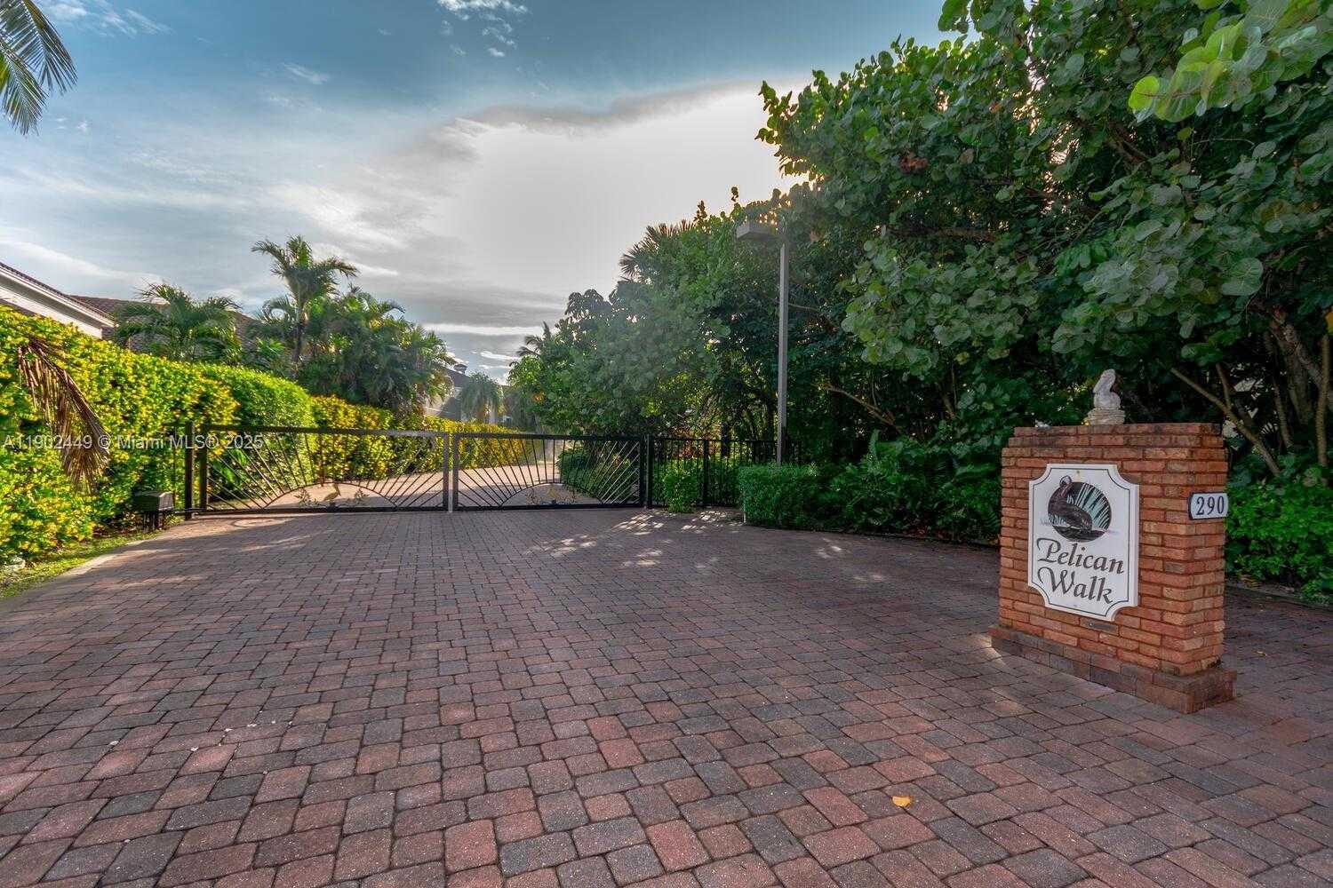 Small Image of 290 CELESTIAL WAY #2, Juno Beach Number 31