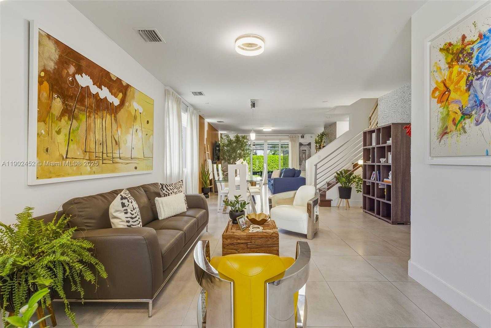 Small Image of 10359 NORTH WEST 67TH TER, Doral Number 13