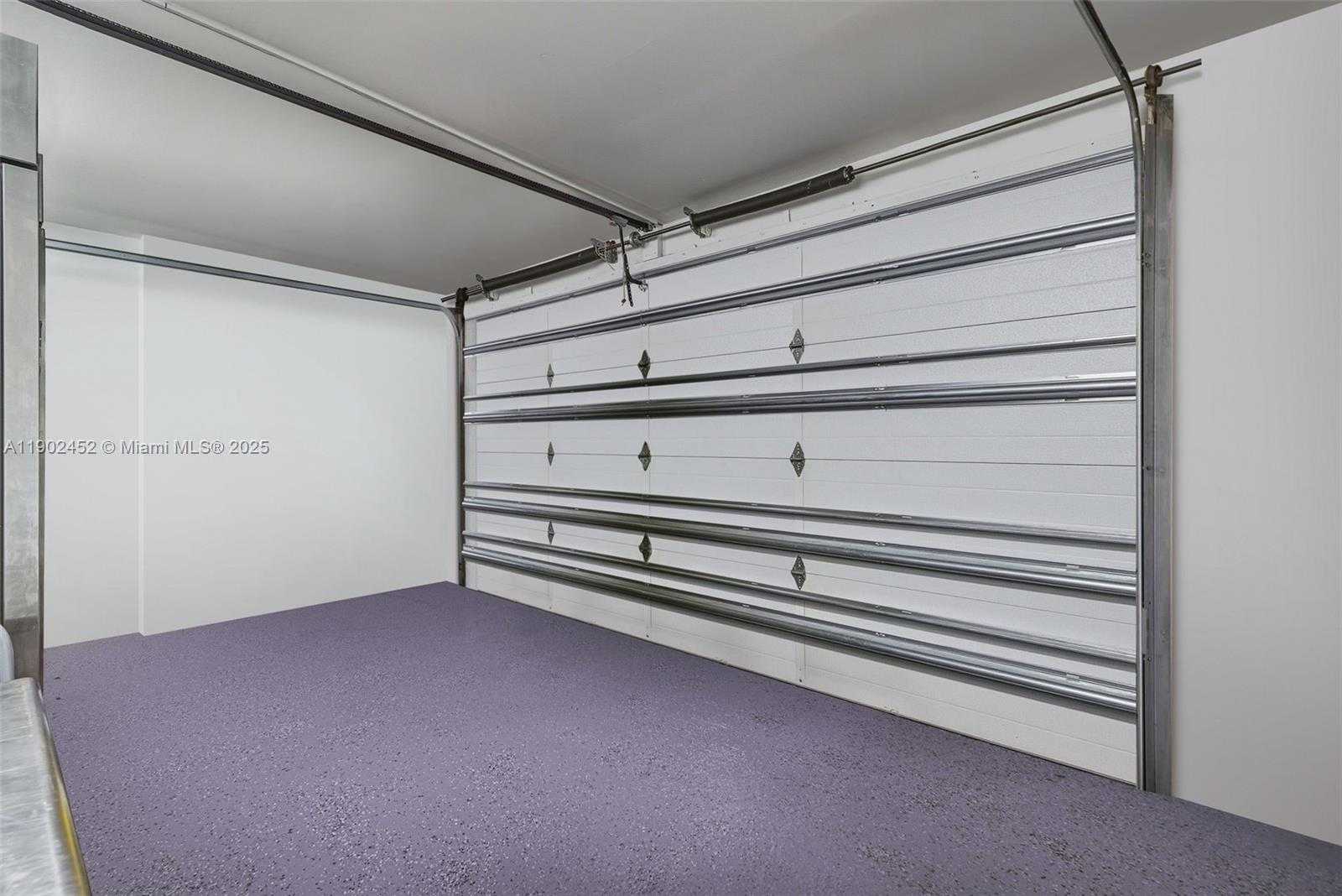 Small Image of 10359 NORTH WEST 67TH TER, Doral Number 39