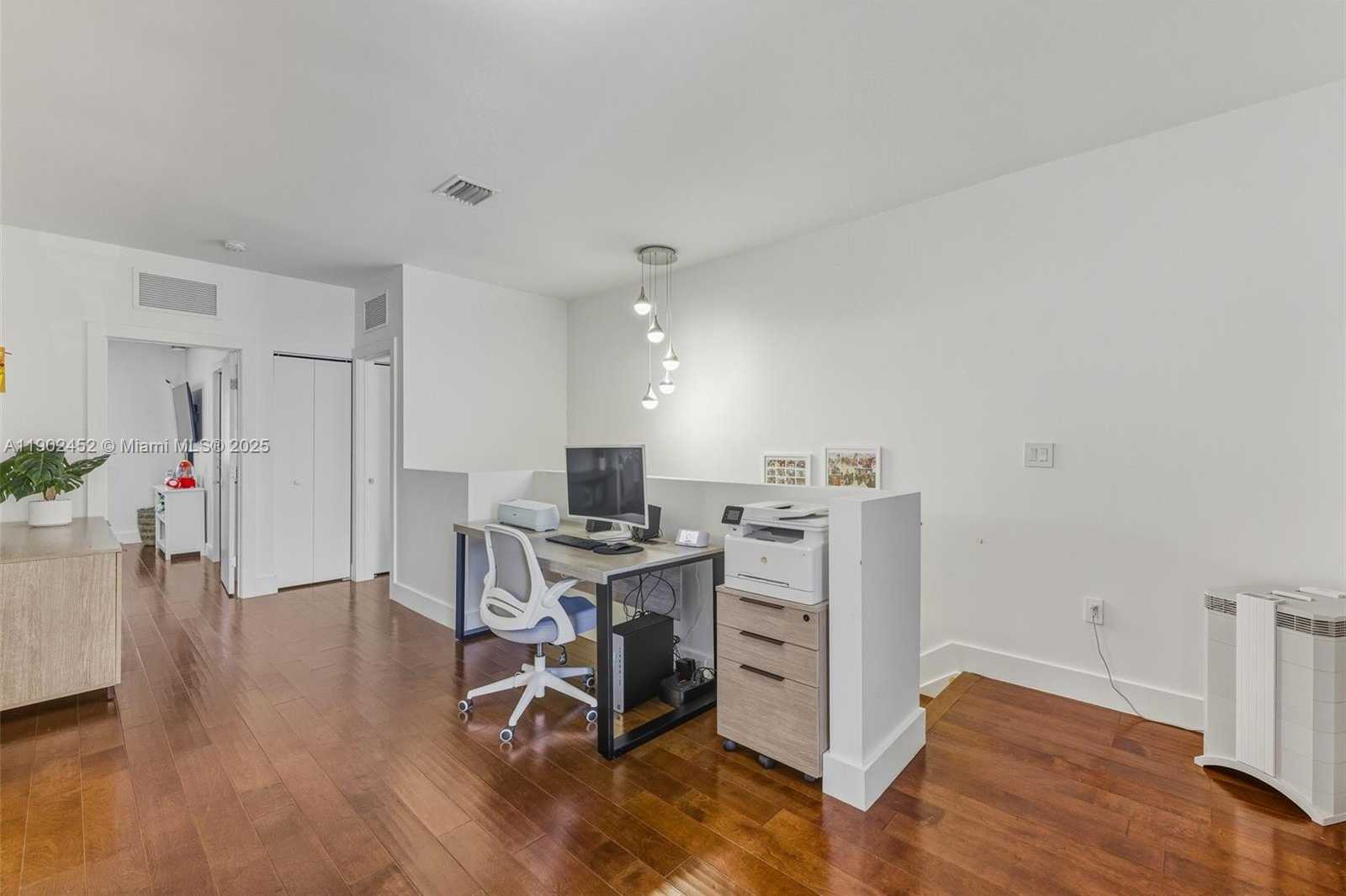 Small Image of 10359 NORTH WEST 67TH TER, Doral Number 40