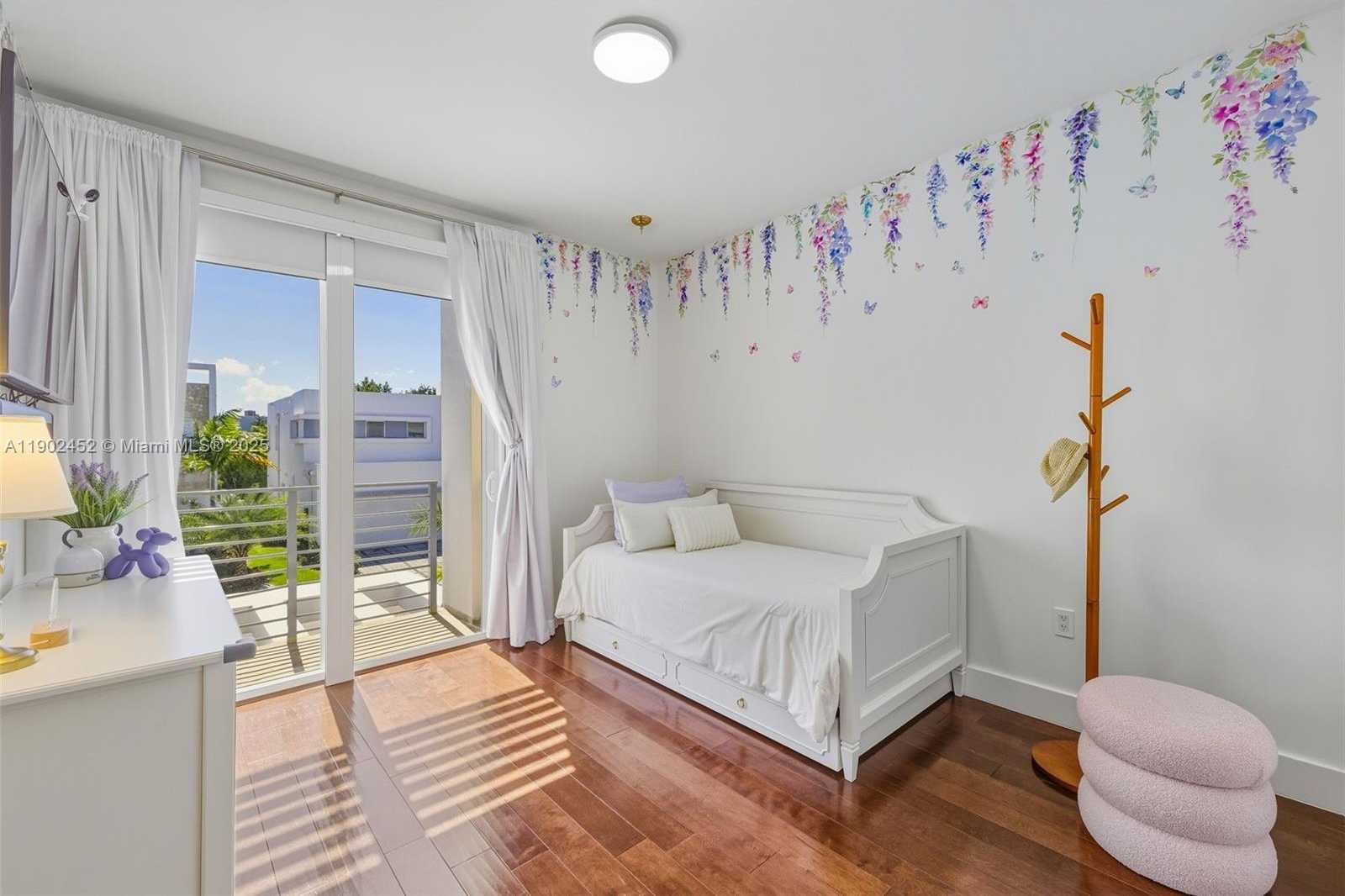 Small Image of 10359 NORTH WEST 67TH TER, Doral Number 42