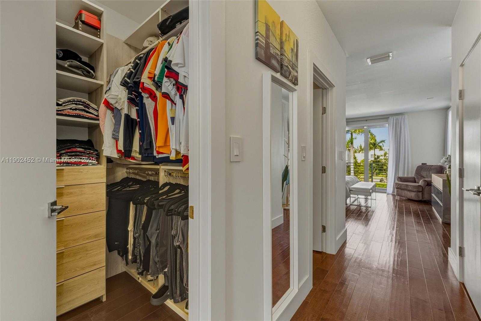 Small Image of 10359 NORTH WEST 67TH TER, Doral Number 55