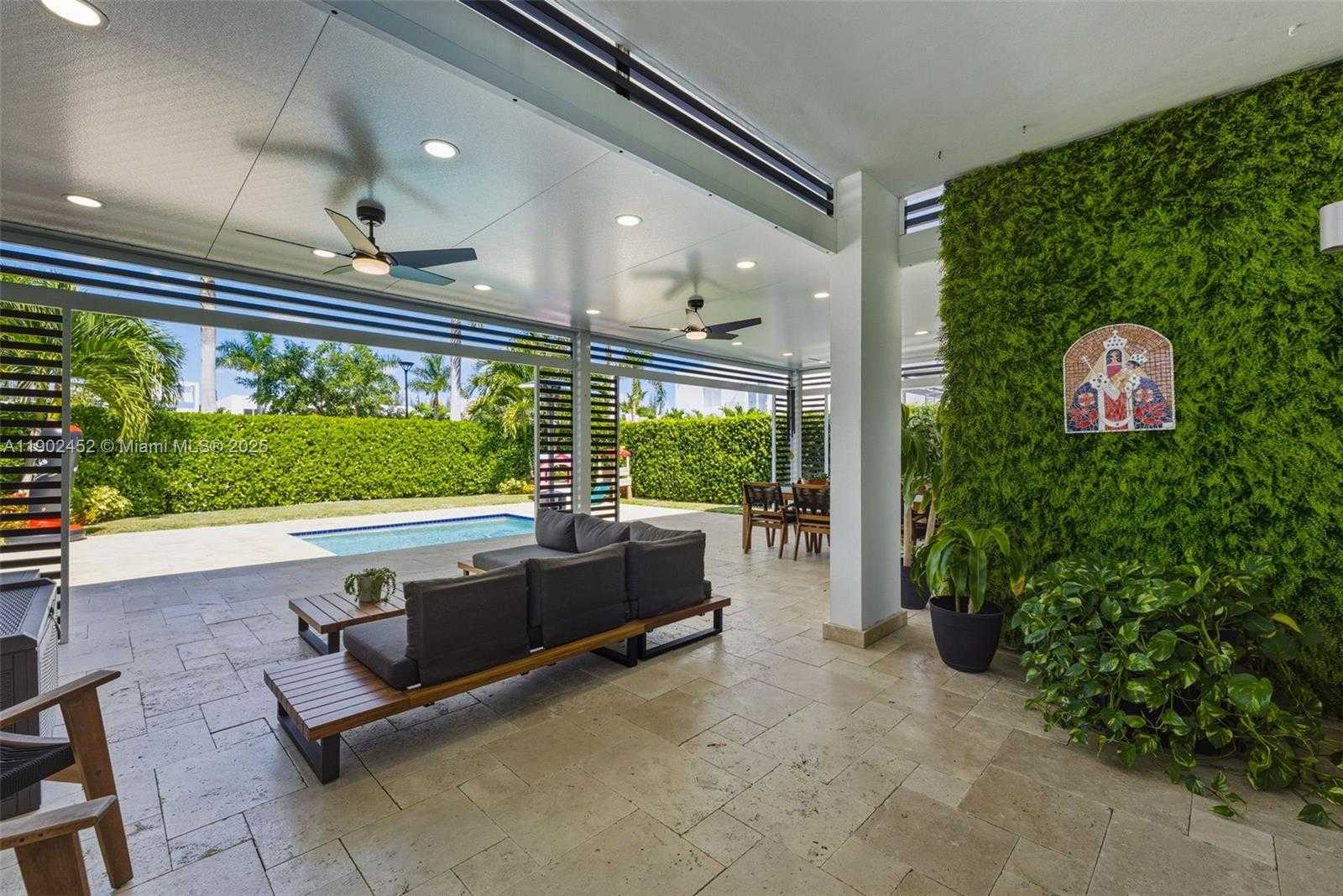 Small Image of 10359 NORTH WEST 67TH TER, Doral Number 65