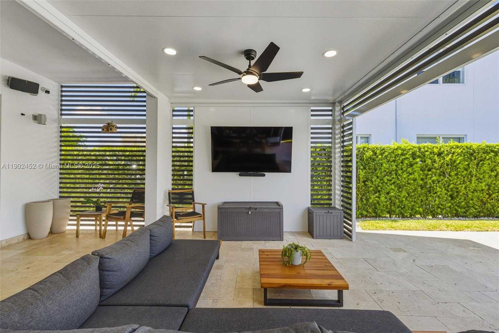 Small Image of 10359 NORTH WEST 67TH TER, Doral Number 67