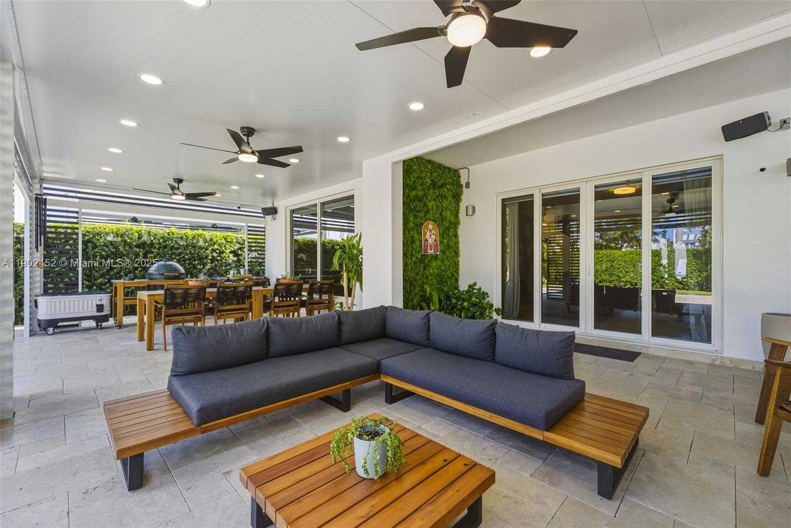 Small Image of 10359 NORTH WEST 67TH TER, Doral Number 68