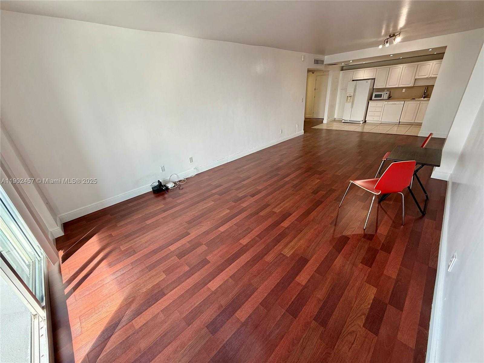 Small Image of 19390 COLLINS AVE #1423, Sunny Isles Beach Number 11