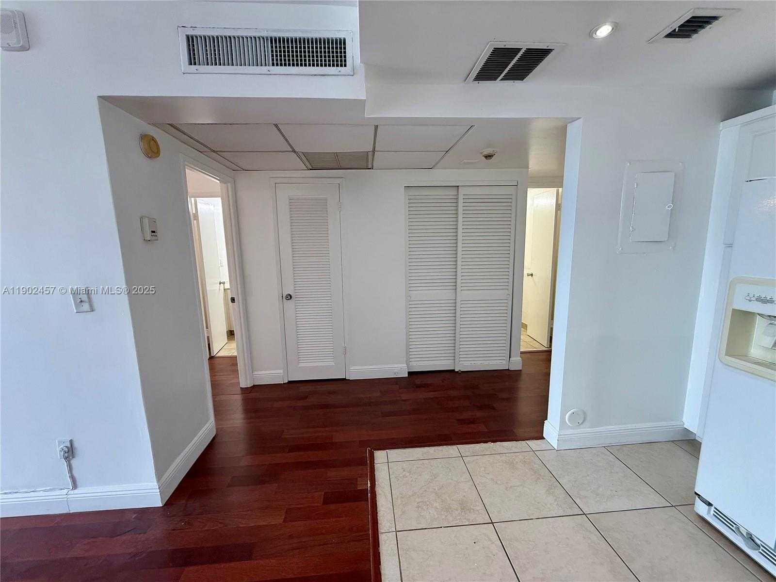 Small Image of 19390 COLLINS AVE #1423, Sunny Isles Beach Number 5