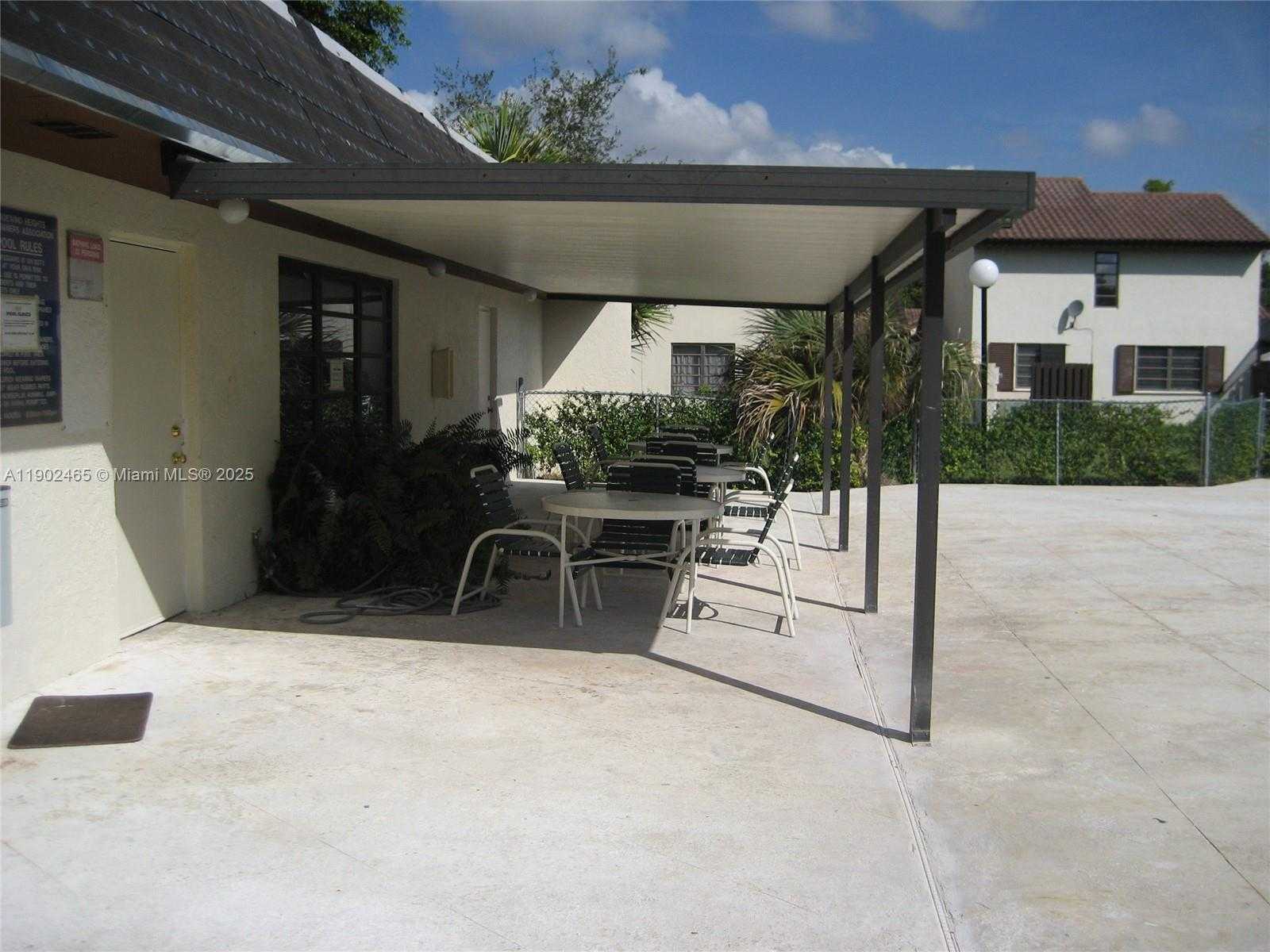 Small Image of 11264 SOUTH WEST 91 TE, Miami Number 6