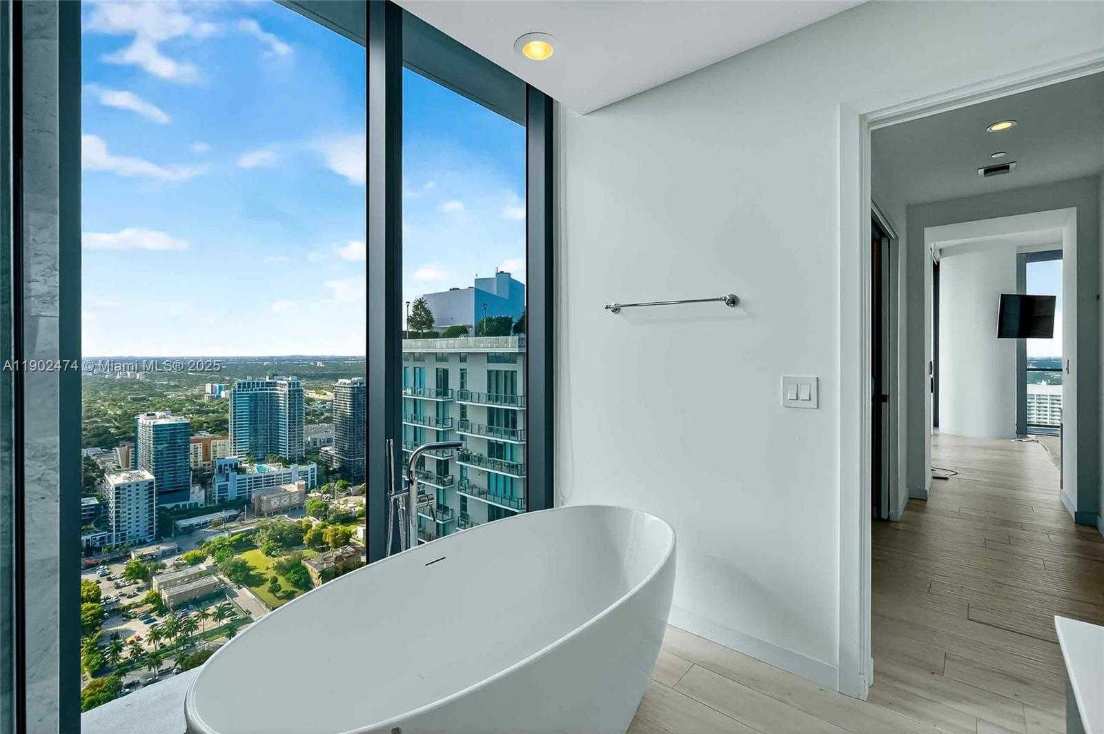 Small Image of 480 NORTH EAST 31ST ST #4407, Miami Number 45