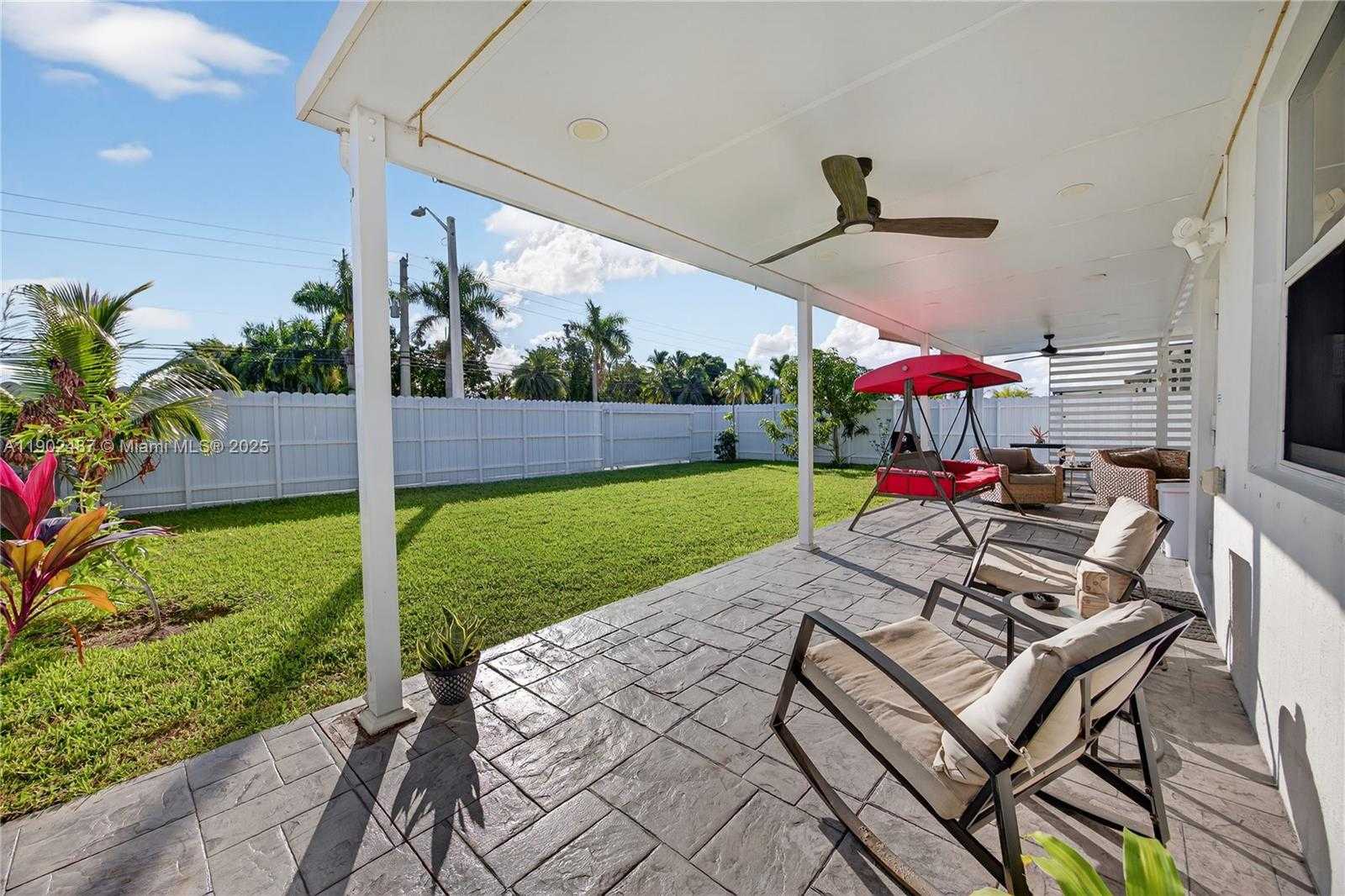 Small Image of 21363 SOUTH WEST 127TH CT, Miami Number 21