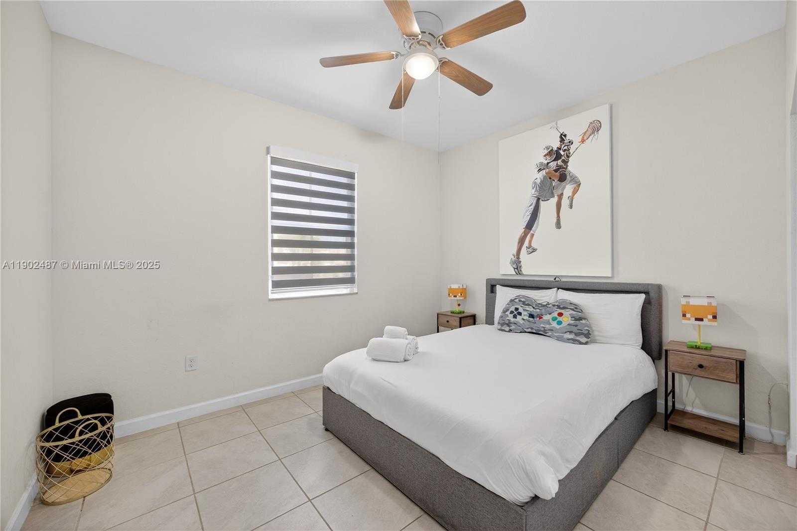 Small Image of 21363 SOUTH WEST 127TH CT, Miami Number 9