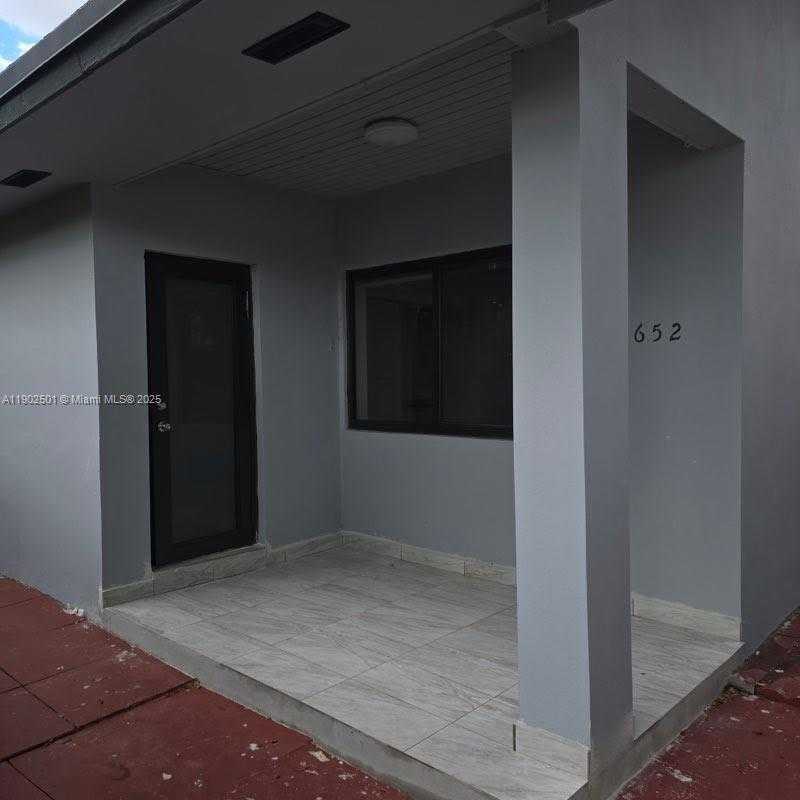 Small Image of 3652 NORTH WEST 5TH ST, Miami Number 2