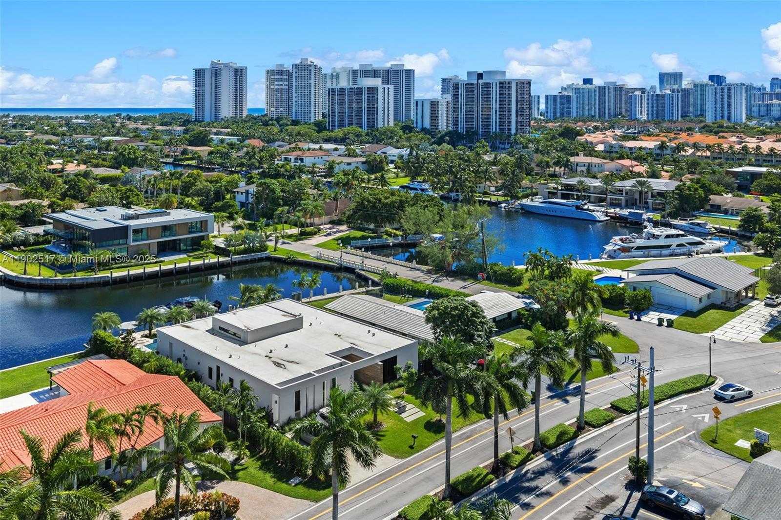 Small Image of 655 LAYNE BLVD, Hallandale Beach Number 43