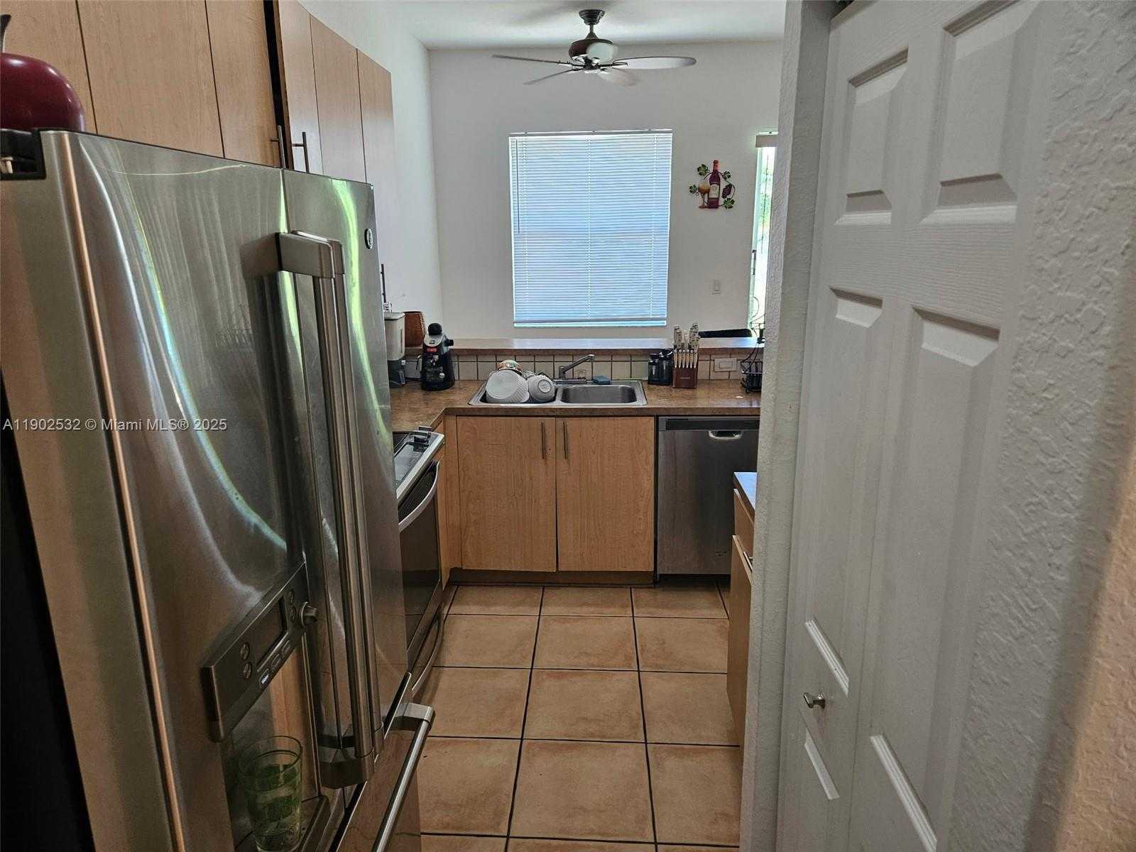 Small Image of 1522 SOUTH EAST 16TH AVE #1522, Homestead Number 22