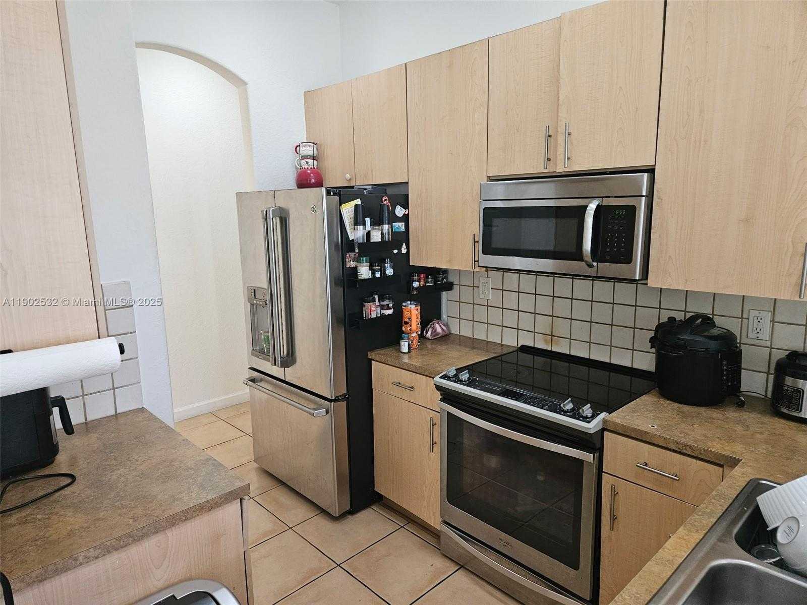 Small Image of 1522 SOUTH EAST 16TH AVE #1522, Homestead Number 23