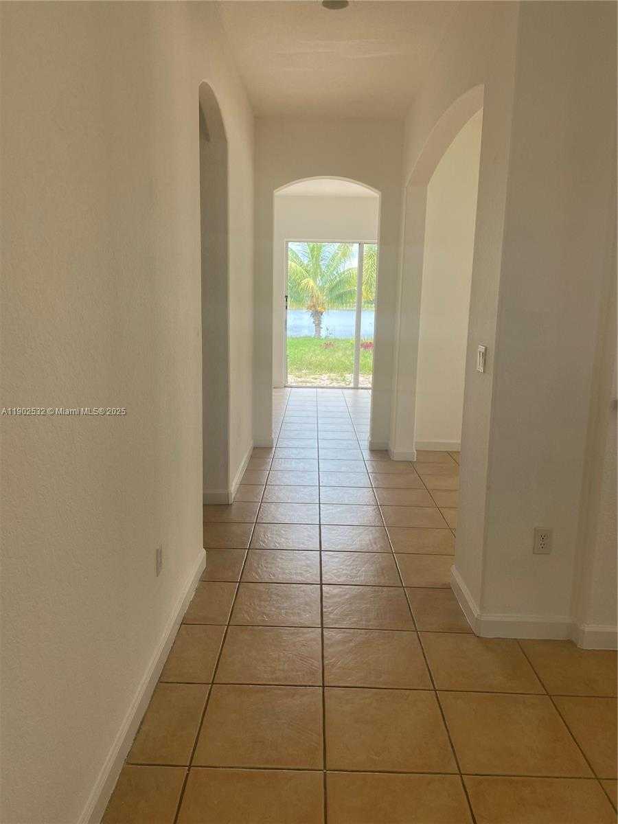 Small Image of 1522 SOUTH EAST 16TH AVE #1522, Homestead Number 3