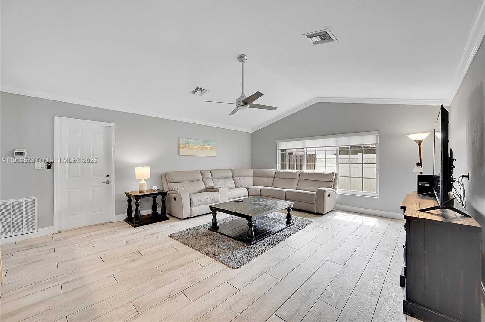 Small Image of 9841 SOUTH WEST 1ST ST #9841, Plantation Number 12